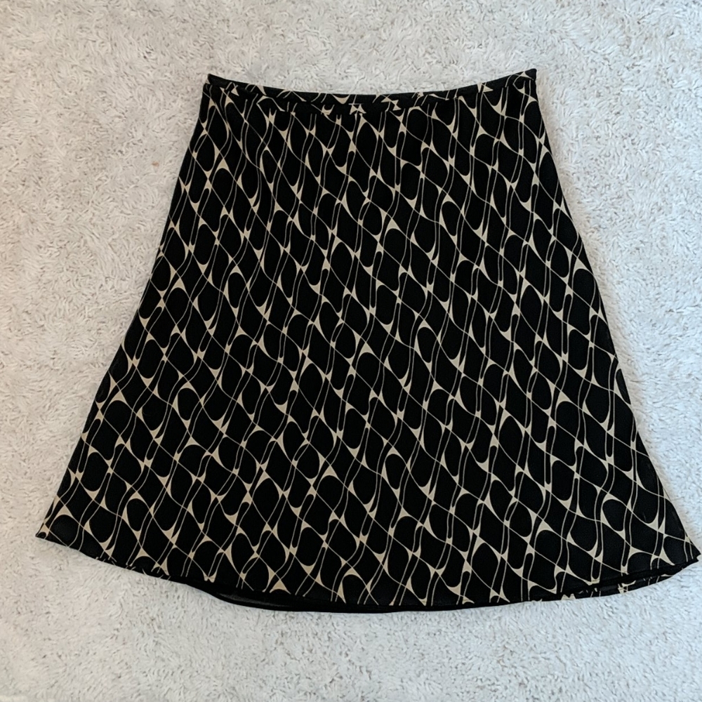 Ann Taylor Loft geometric print skirt